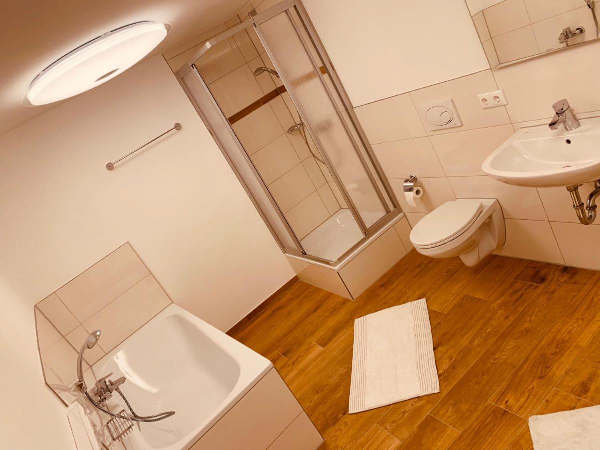 Felix Living 7, Modern & Cozy, Geilste Dachterrasse Der Stadt, 7 Schlafzimmer Passau Exterior foto